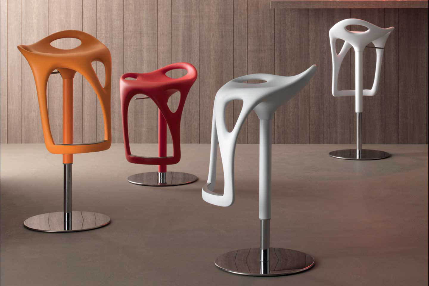 Mobili Italia_Compar FORM counter stool