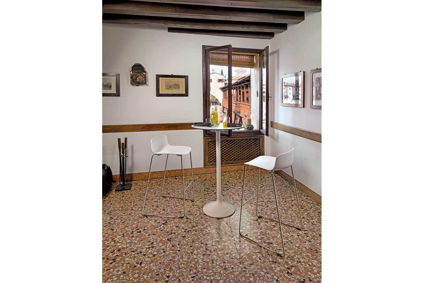 Mobili Italia_Colos VESPER 3A bar stool